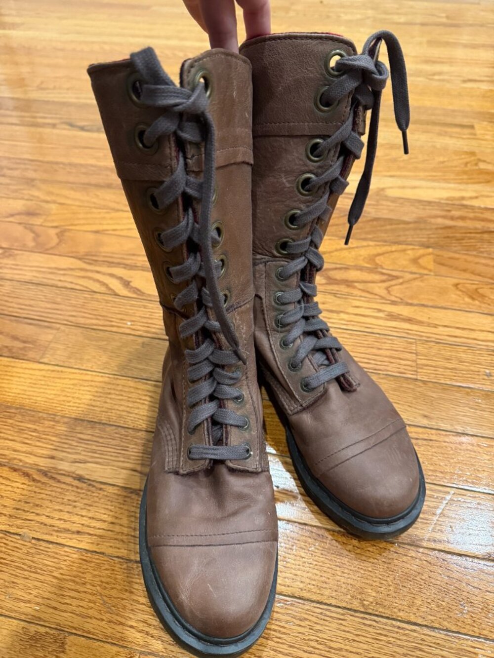 Dr. Martens Triumph 1914W Dark Brown Leather Womens Boots Size 9 US